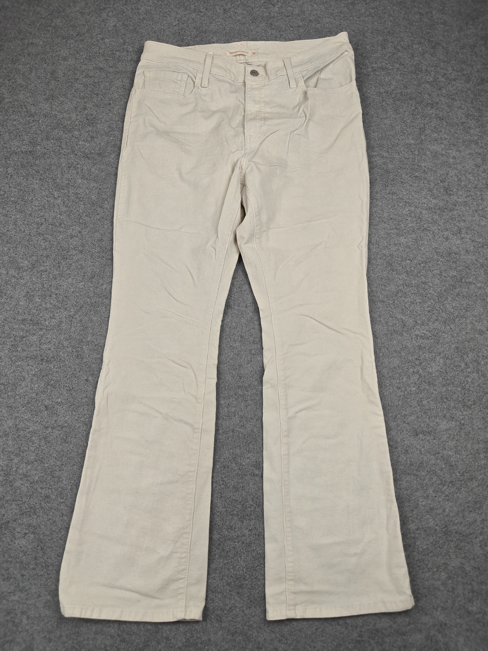 Levi's Jeans Womens 32x32 White 725 High Rise Bootcut Corduroy Slim Stretch